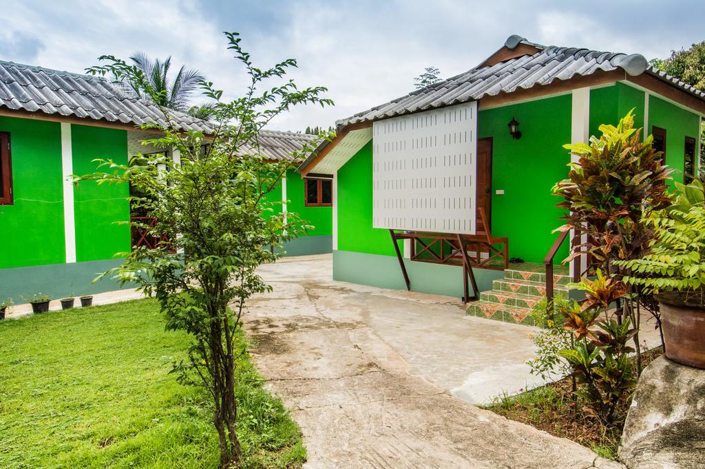 Sarm Mork Guest House Mae Hong Son Exterior photo